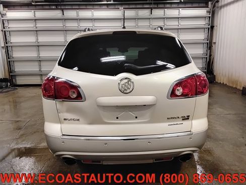 Used 2011 Buick Enclave CXL image 8