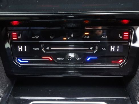 Used 2021 Volkswagen Arteon SE w/ Arteon MDO Package image 12