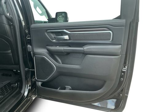 Used 2026 RAM 1500 Laramie AWD/4WD image 17