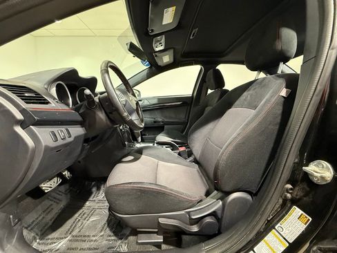 Used 2017 Mitsubishi Lancer LE image 12