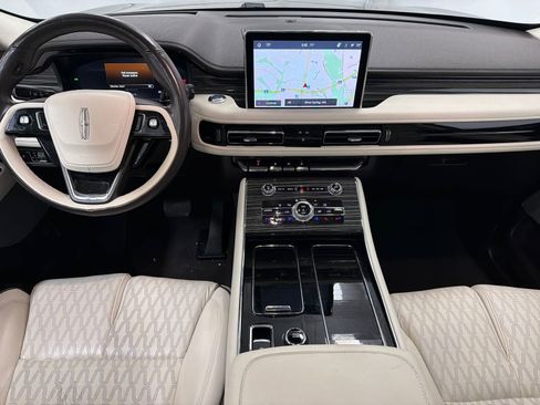 Used 2023 Lincoln Aviator Black Label Grand Touring AWD/4WD image 23
