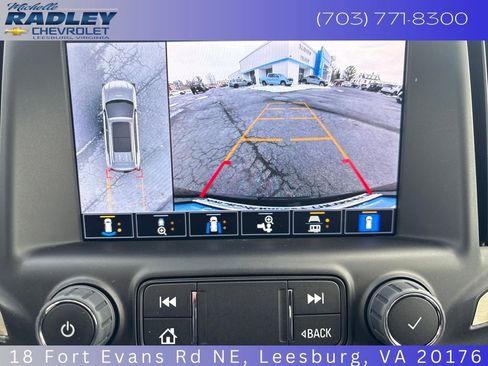 Used 2023 GMC Terrain Denali w/ Black Diamond Edition image 19