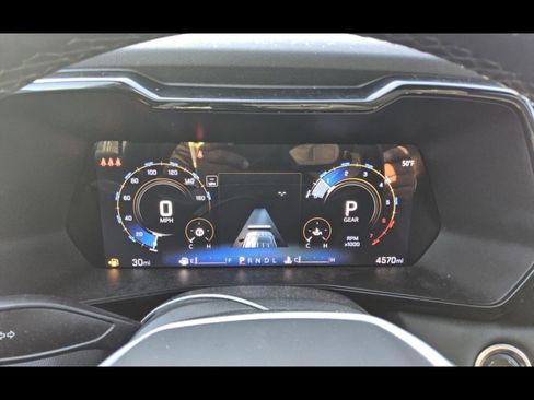 Used 2024 Chevrolet Colorado LT w/ LT Convenience Package RWD image 13
