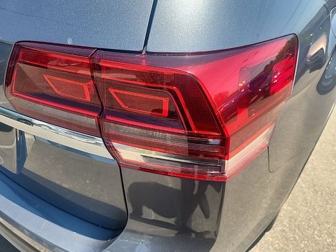 Used 2018 Volkswagen Atlas SE FWD image 13