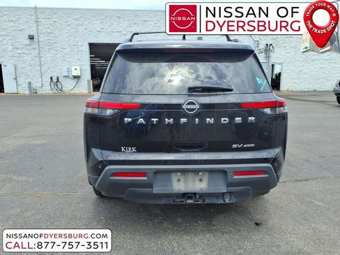 Used 2022 Nissan Pathfinder SV w/ SV Premium Package AWD/4WD image 4