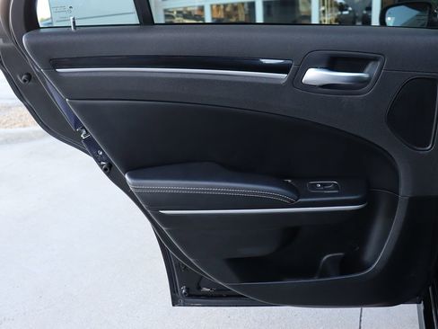 Used 2023 Chrysler 300 S w/ Comfort Group image 46