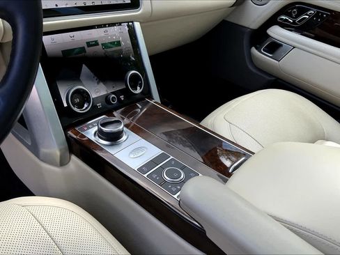 Used 2020 Land Rover Range Rover HSE AWD/4WD image 16