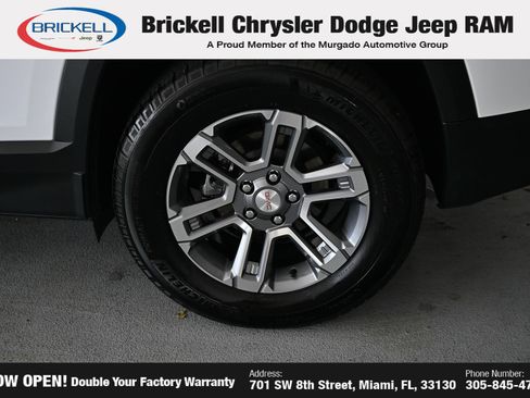 Used 2026 GMC Terrain Elevation AWD/4WD image 32