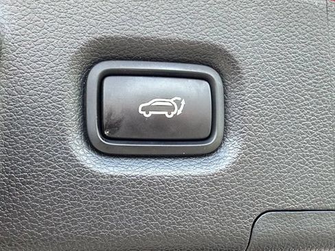 Used 2023 Hyundai Santa Fe Limited AWD/4WD image 38