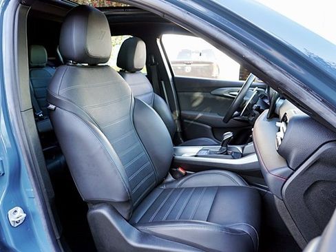 Certified 2024 Dodge Hornet R/T Plus w/ Tech Pack Plus w/o Parking image 12