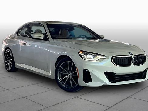 Used 2024 BMW 230i Coupe RWD image 2
