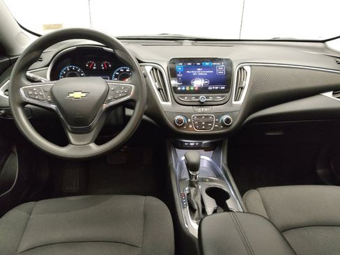 Used 2024 Chevrolet Malibu LT image 22