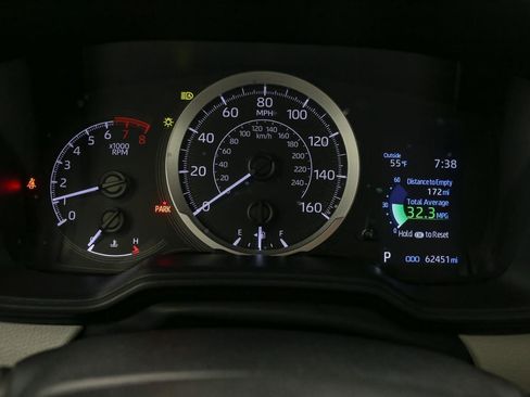 Used 2022 Toyota Corolla LE image 31