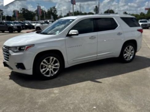 Used 2018 Chevrolet Traverse High Country w/ LPO, Cargo Package AWD/4WD image 8