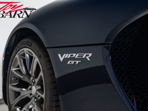 Used 2017 Dodge Viper GTC w/ GTS Interior Package image 13