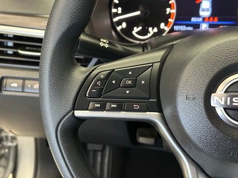 Used 2024 Nissan Altima 2.5 SV FWD image 22