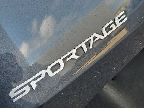 Used 2024 Kia Sportage SX FWD image 9