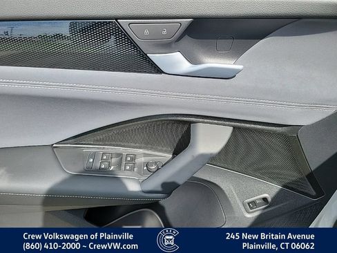 New 2026 Volkswagen Tiguan SE AWD/4WD image 38
