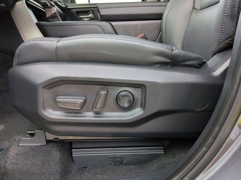 Used 2024 Toyota Tundra Limited image 24