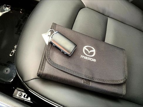 New 2025 MAZDA CX-5 AWD 2.5 S w/ Select Package image 11