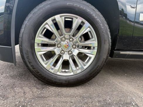 Used 2018 Cadillac Escalade Premium Luxury AWD/4WD image 43