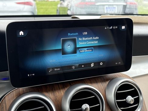 Used 2022 Mercedes-Benz GLC 300 w/ Premium Package Lite image 6