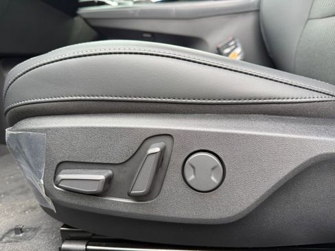 New 2025 Kia EV6 Light w/ Light LR Technology Package image 10