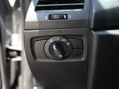 Used 2011 BMW 135i Coupe RWD image 37