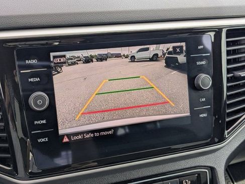 Used 2022 Volkswagen Atlas SE FWD image 21