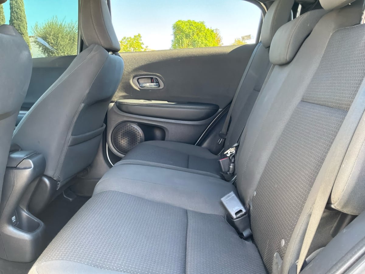 Used 2021 Honda HR-V Sport image 18