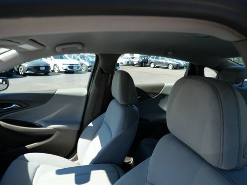 Used 2022 Chevrolet Malibu LT FWD image 11