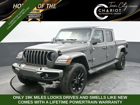 Used 2022 Jeep Gladiator Overland image 1