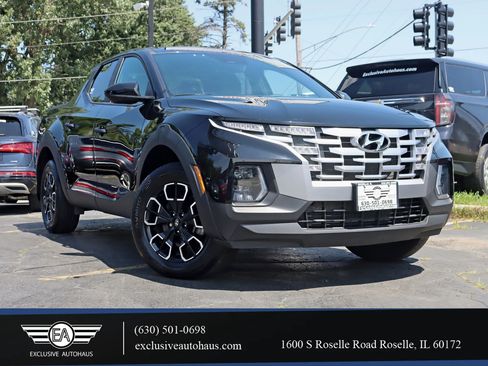 Used 2024 Hyundai Santa Cruz SE AWD/4WD image 1