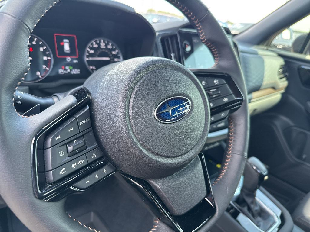 Used 2025 Subaru Forester Touring w/ Popular Package - Touring AWD/4WD image 17