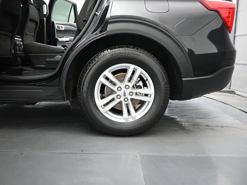Certified 2022 Ford Explorer XLT image 22