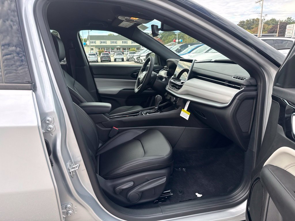 New 2026 Jeep Compass Limited AWD/4WD image 25