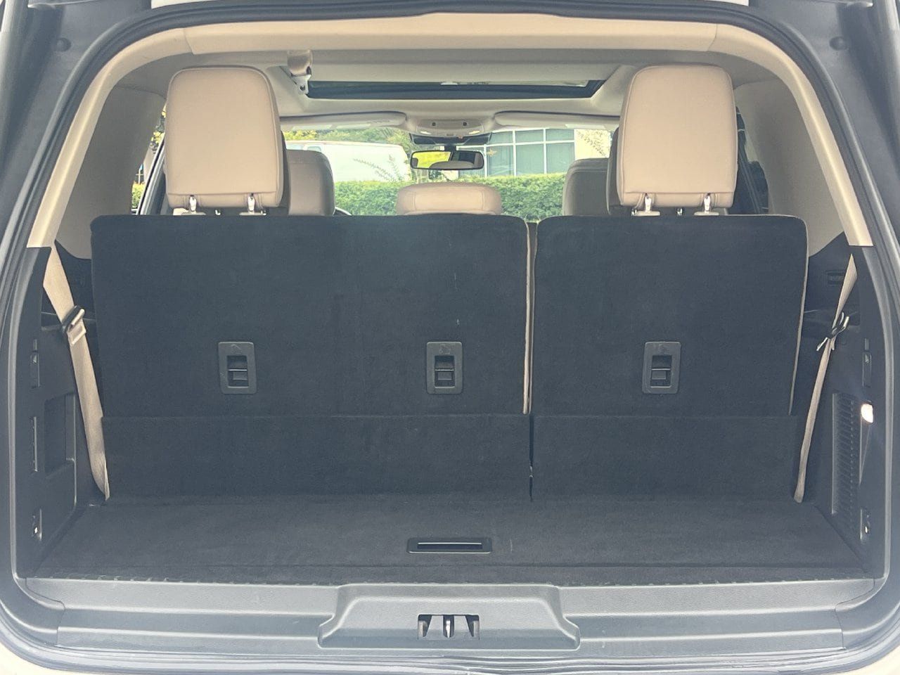 Used 2024 Ford Expedition Limited RWD image 24