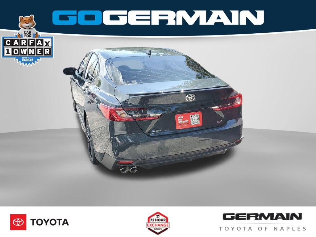 Used 2026 Toyota Camry SE FWD image 11
