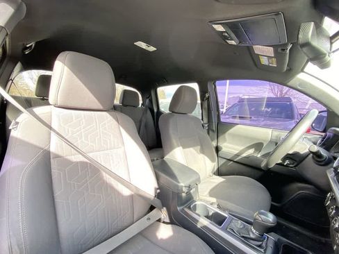 Used 2019 Toyota Tacoma TRD Sport image 27