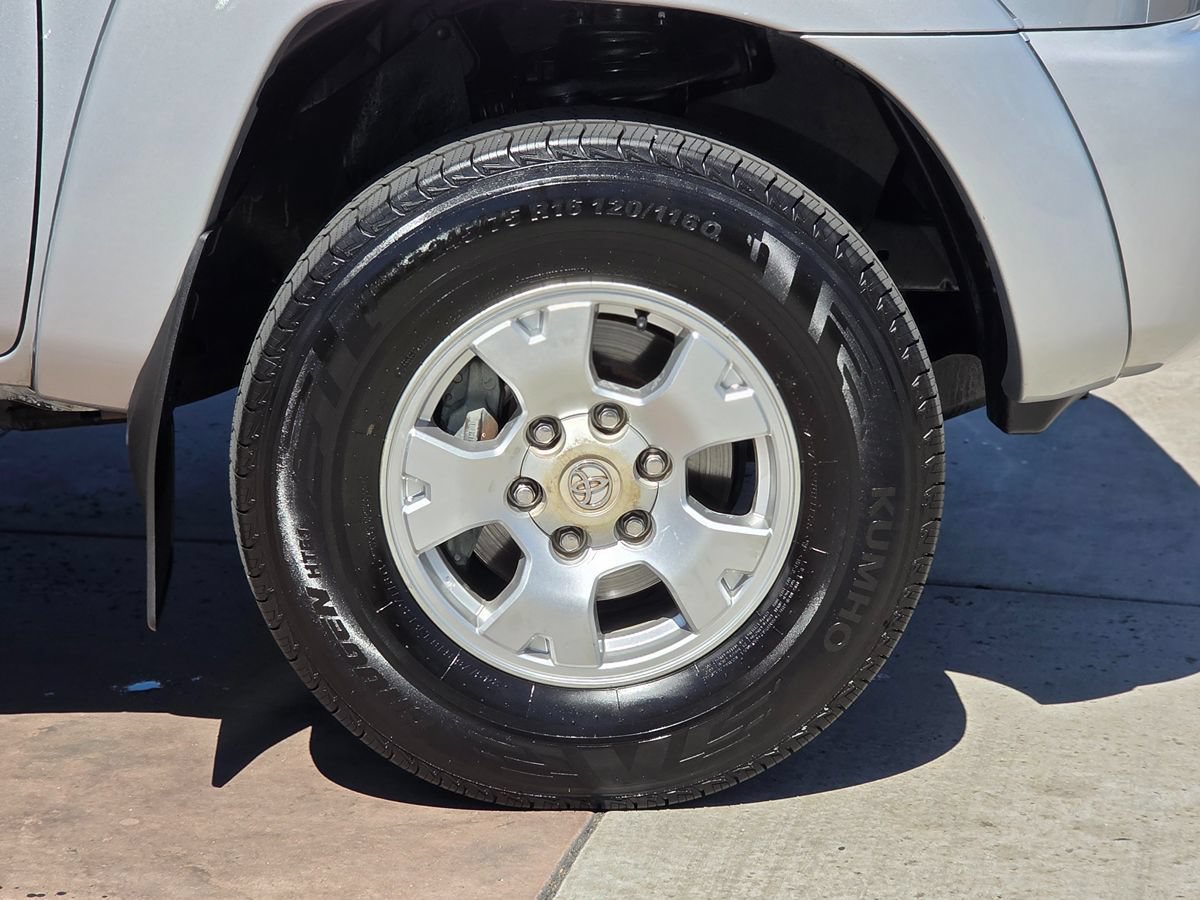 Used 2005 Toyota Tacoma PreRunner RWD image 13