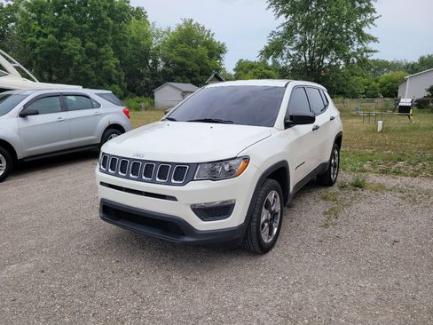 Used 2018 Jeep Compass Sport w/ Cold Weather Group AWD/4WD image 1