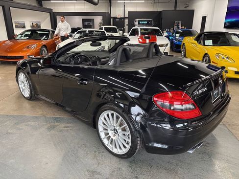 Used 2005 Mercedes-Benz SLK 55 AMG image 8