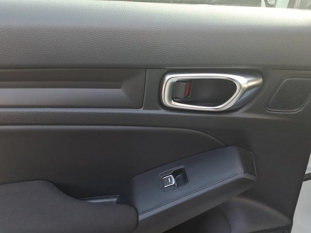 Used 2025 Honda Civic Sport image 6