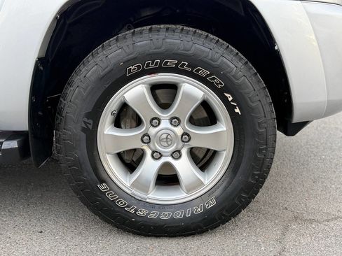 Used 2005 Toyota 4Runner Sport image 40