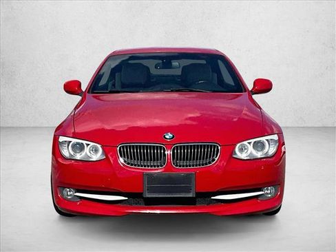 Used 2013 BMW 328i Convertible image 3