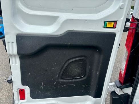 Used 2018 Ford Transit 250 130 Low Roof image 27