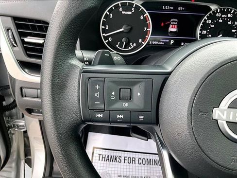Used 2024 Nissan Rogue SV FWD image 19
