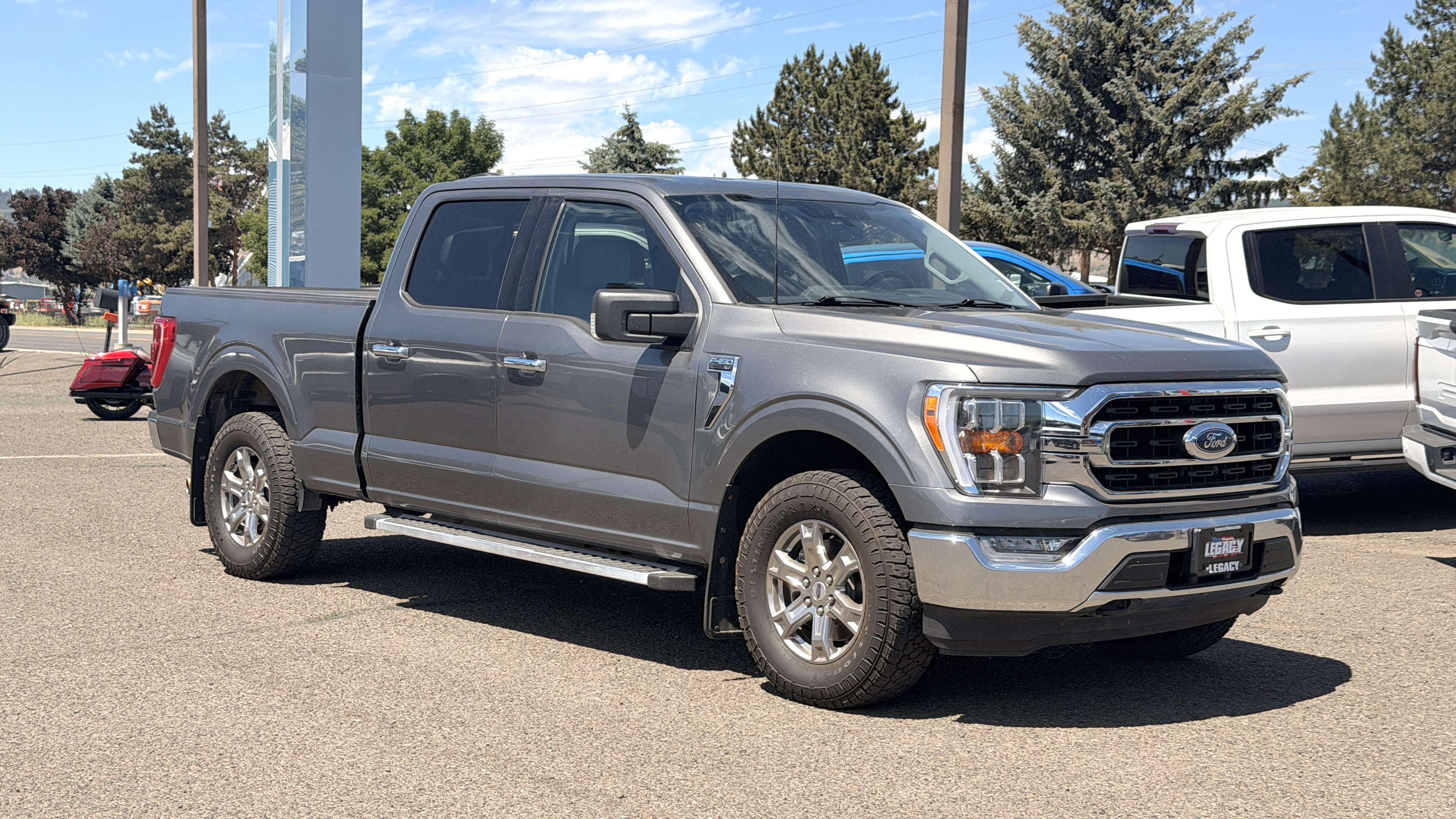 Used 2022 Ford F150 XLT w/ Equipment Group 302A High AWD/4WD image 1