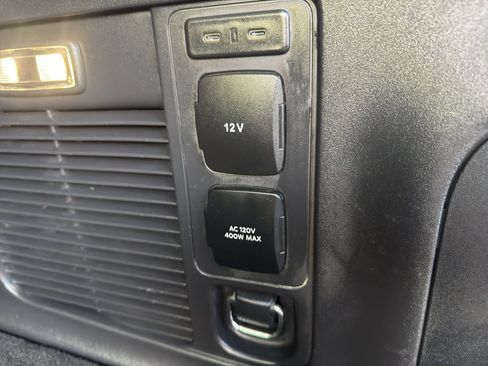 Used 2025 Ford Expedition Max Active image 28