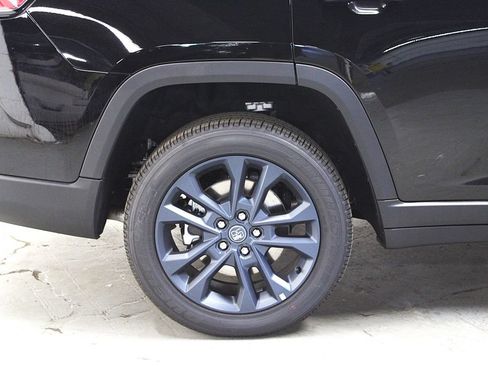 New 2026 Jeep Grand Cherokee L Limited AWD/4WD image 44